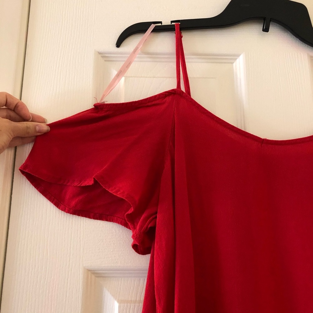 Off the shoulder top - Picture 2 of 5